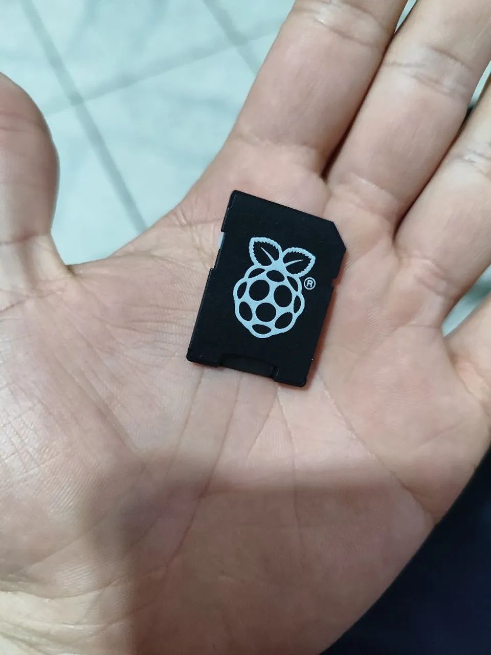 Raspberry Pi 3 Model B + Case Original + Caixa + Cartão 16GB - Foto 2