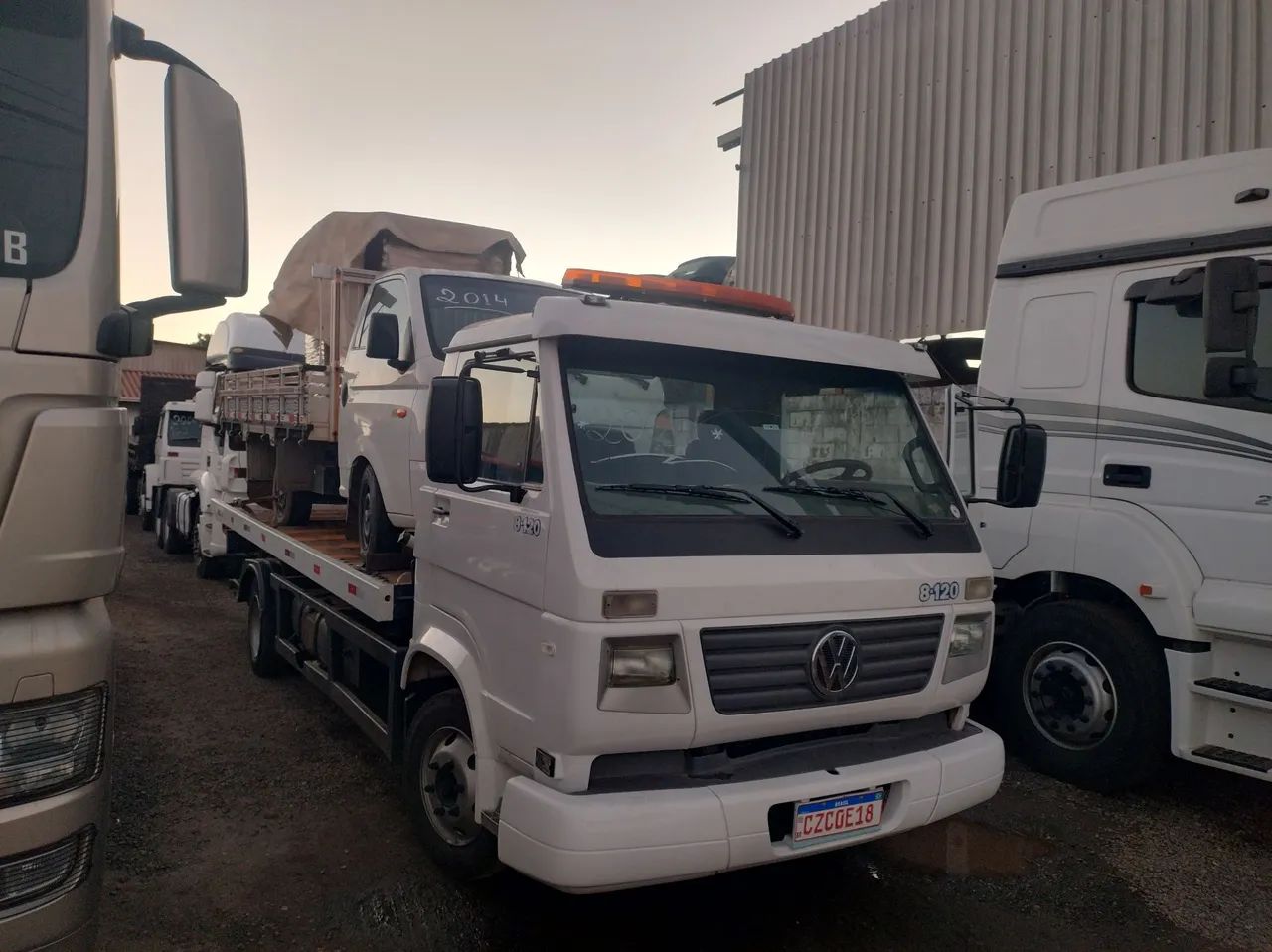 VW 8120 plataforma  - Foto 2