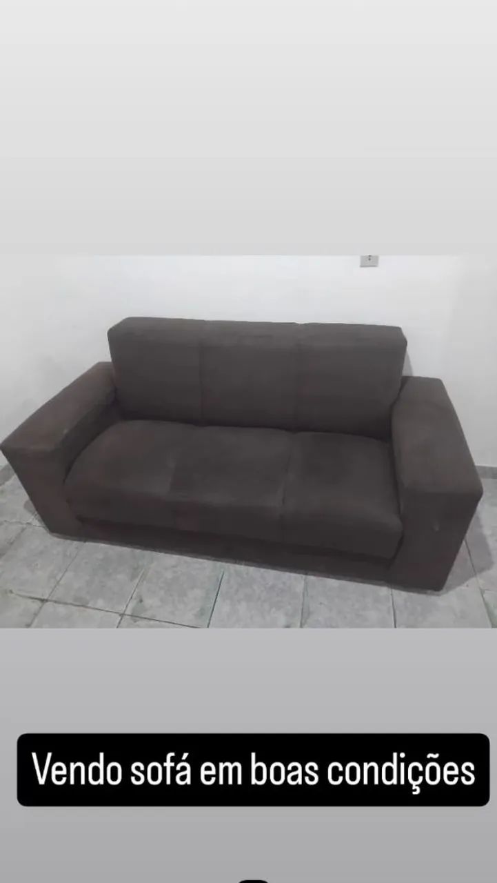 Sofá 3 lugares 