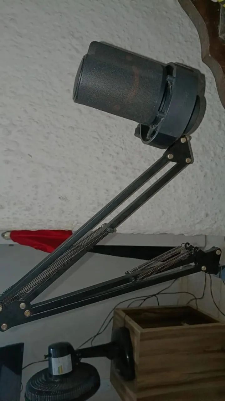 MICROFONE FIFINE A8 + BRAÇO ARTICULADO - SEMINOVO - Foto 5