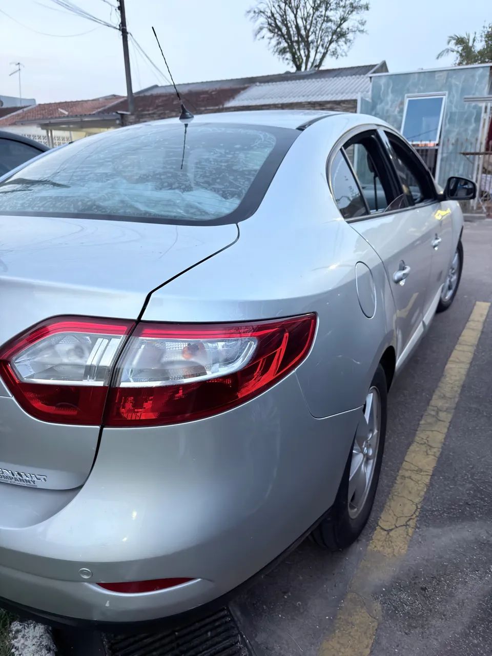Renault Fluence SED. DYNAMIQUE 2.0 16V FLEX AUT. 2012