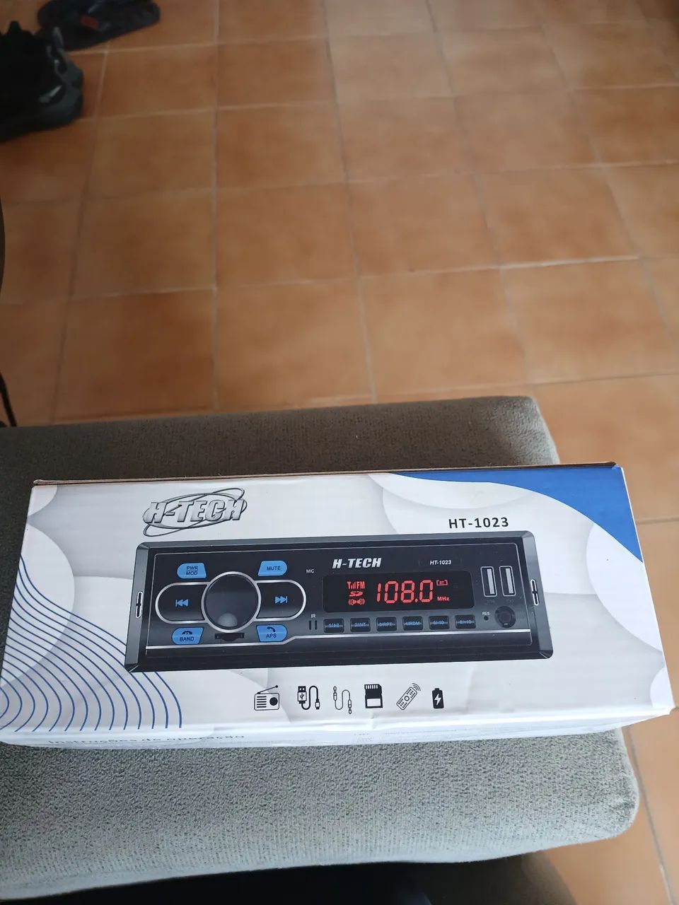 Radio carro Bluetooth e usb potente