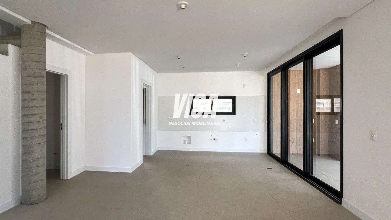 Casa com 3 Suítes, 242 m², em Condomínio Fechado no Cacupé - Florianópolis/SC - Foto 2