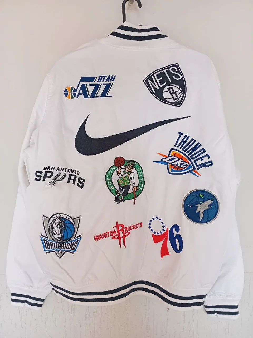 Jaqueta Supreme x Nike x Nba - M - Branco - Foto 4