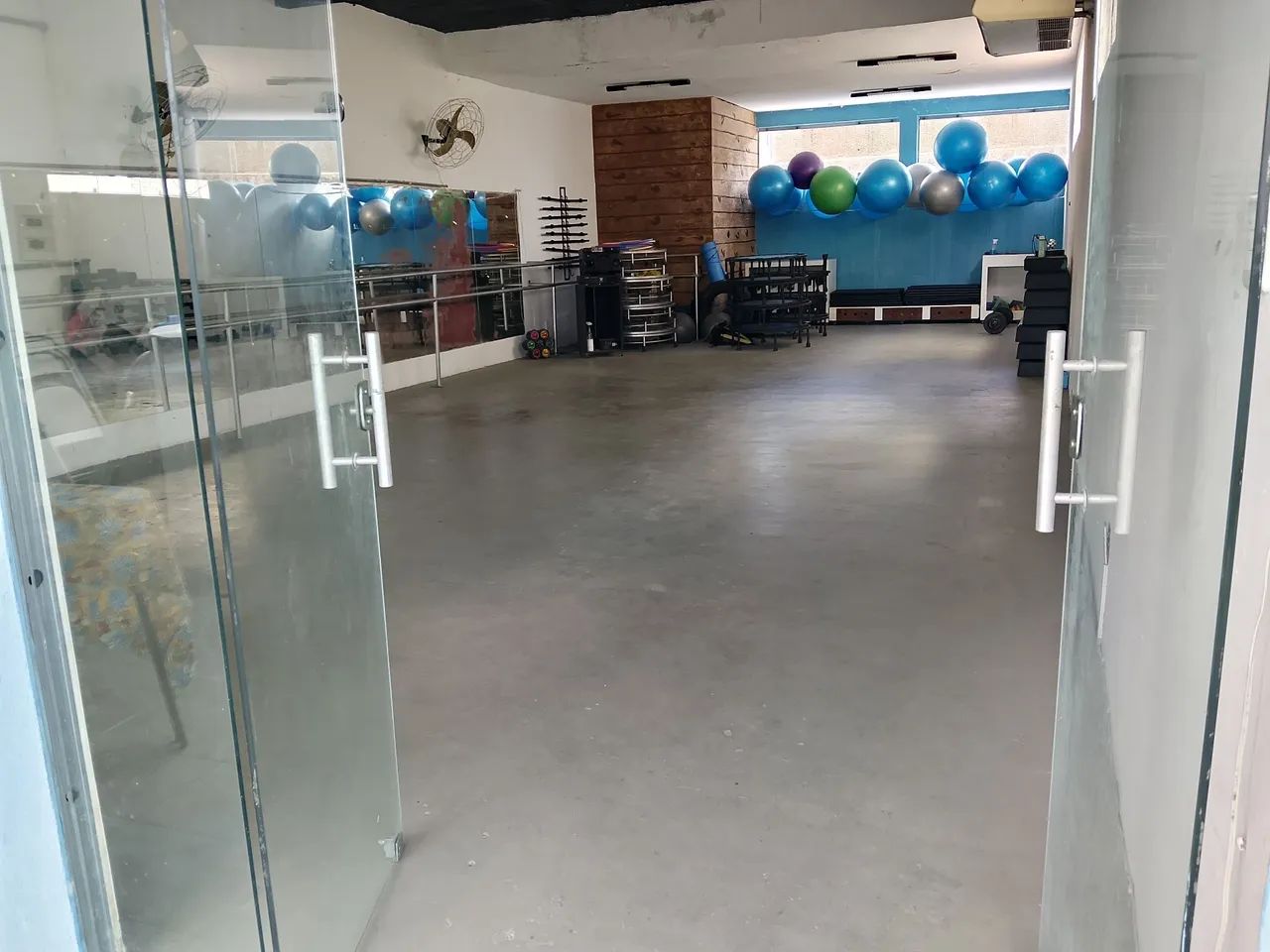 Alugo sala de ginástica em academia em boa viagem 