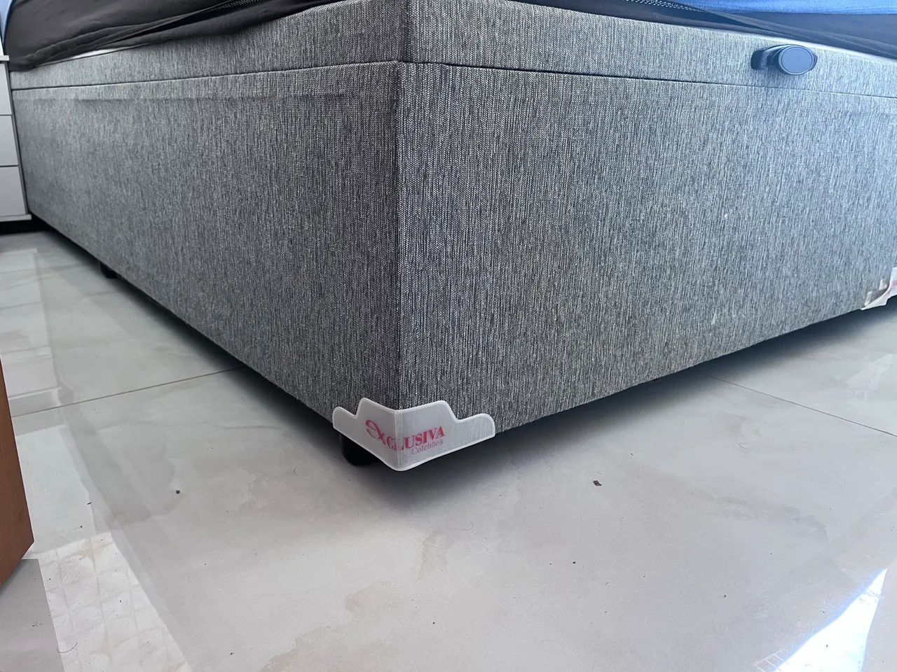 Vendo cama King com baú  - Foto 2
