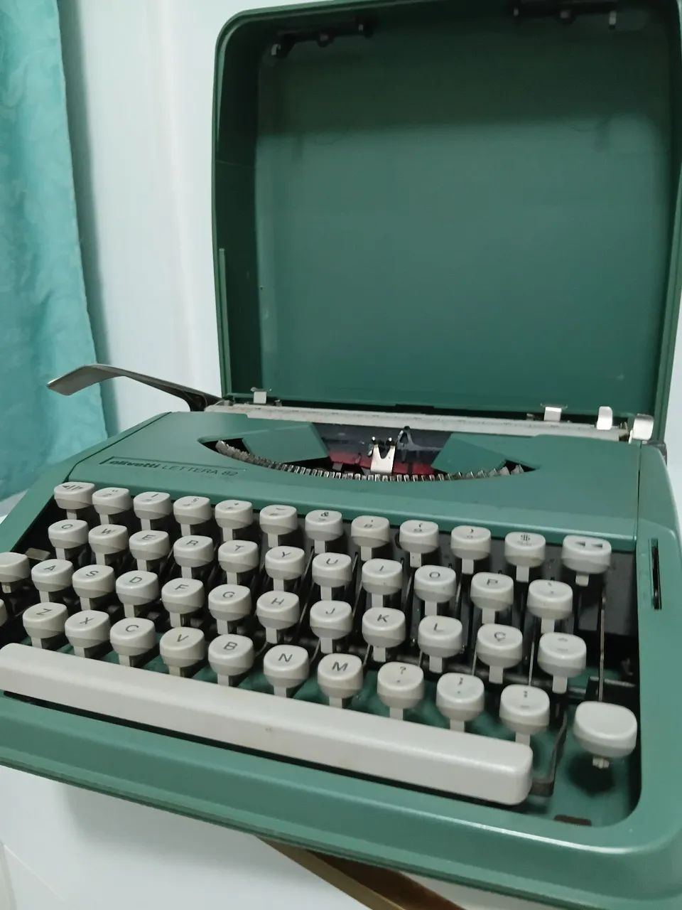 Maquina de escrever portatil - Foto 3