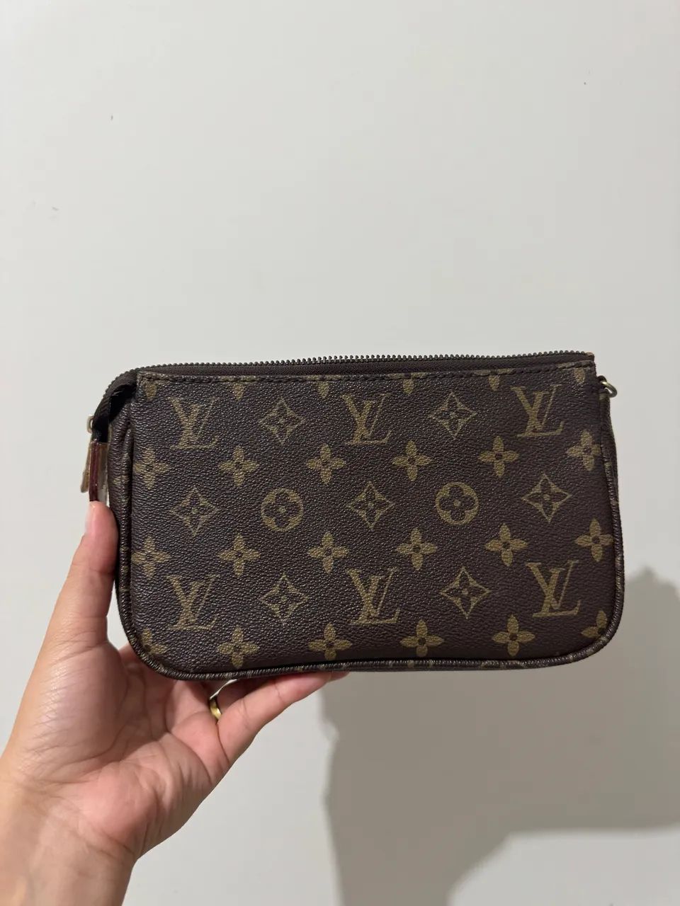 Louis Vuitton Pochette