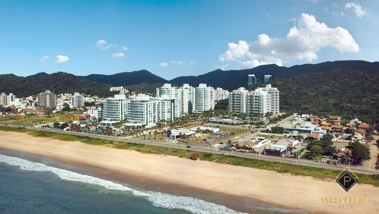 Praia Brava em Itajaí Brava Beach