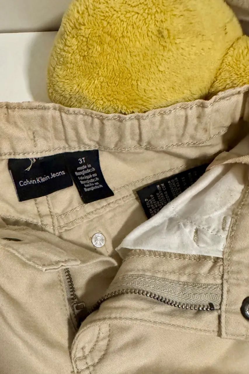 Calça Calvin Klein jeans original infantil usada - Foto 2