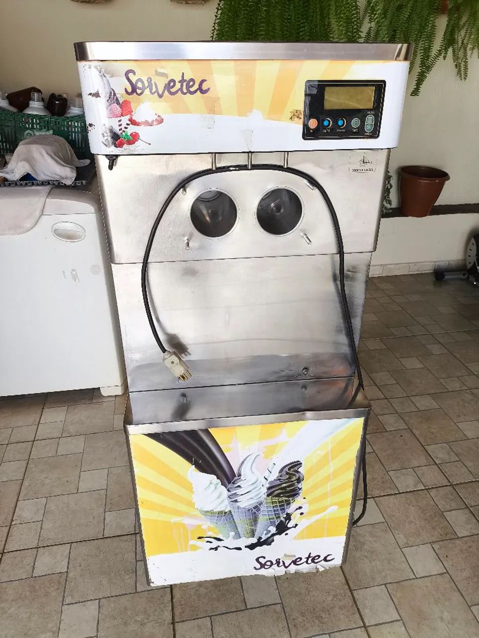 Máquina de sorvete expresso com função pre-cooling 220v sorvetec 