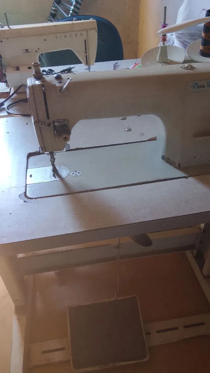 Vendo máquina de costura industrial reta  - Foto 3