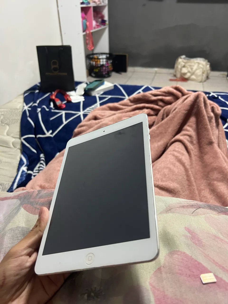 Ipad com problema apenas na bateria tem que trocar - Foto 2