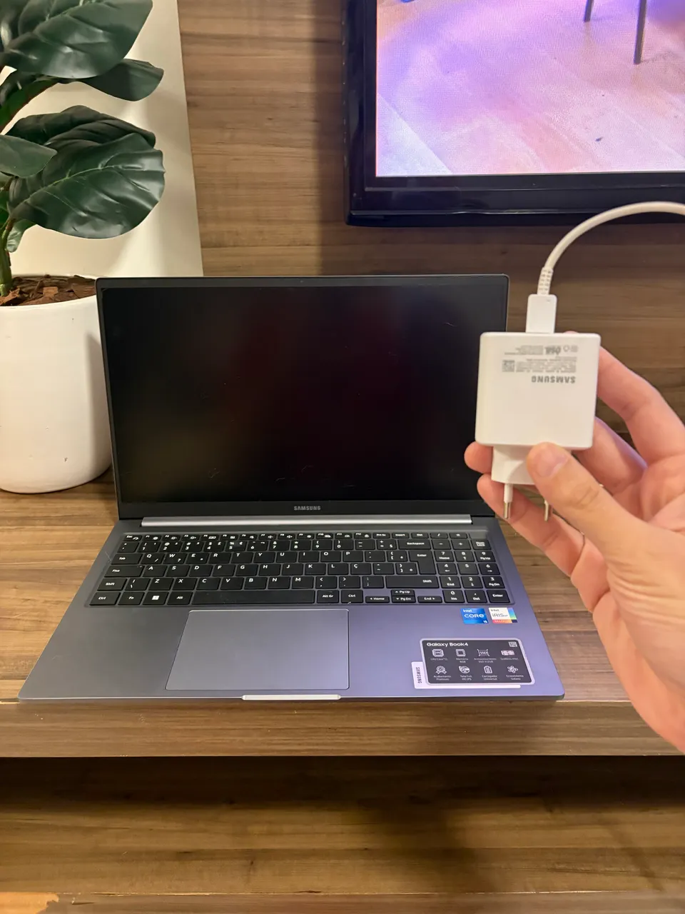 MacBook Pro 2020 i5 16gb 1TB SSD - Notebooks - Vila Almeida, Campo