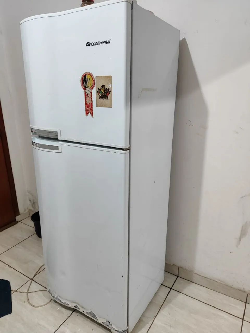 GELADEIRA 