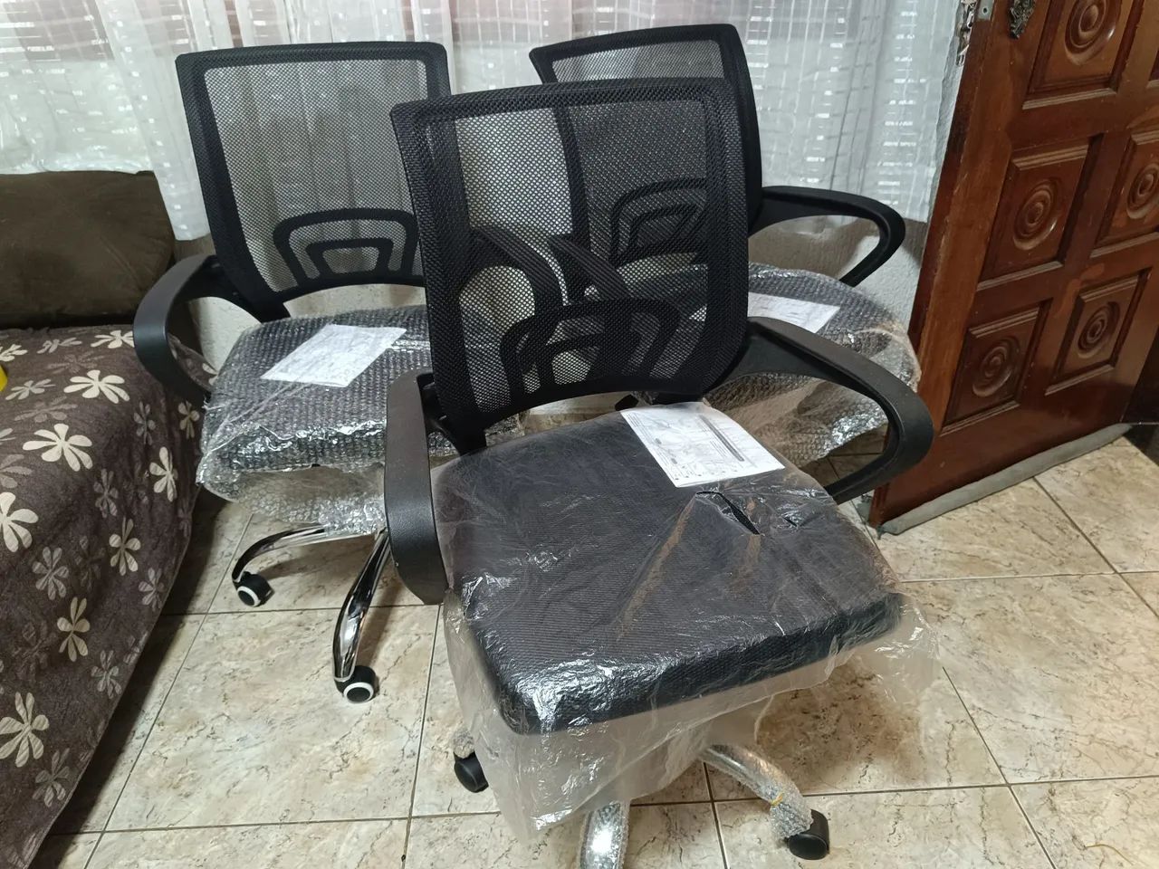 Cadeiras de escritório NOVAS 