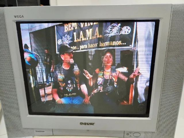 TV de tubo retrô 20 polegadas com conversor digital e controle remoto - Foto 3