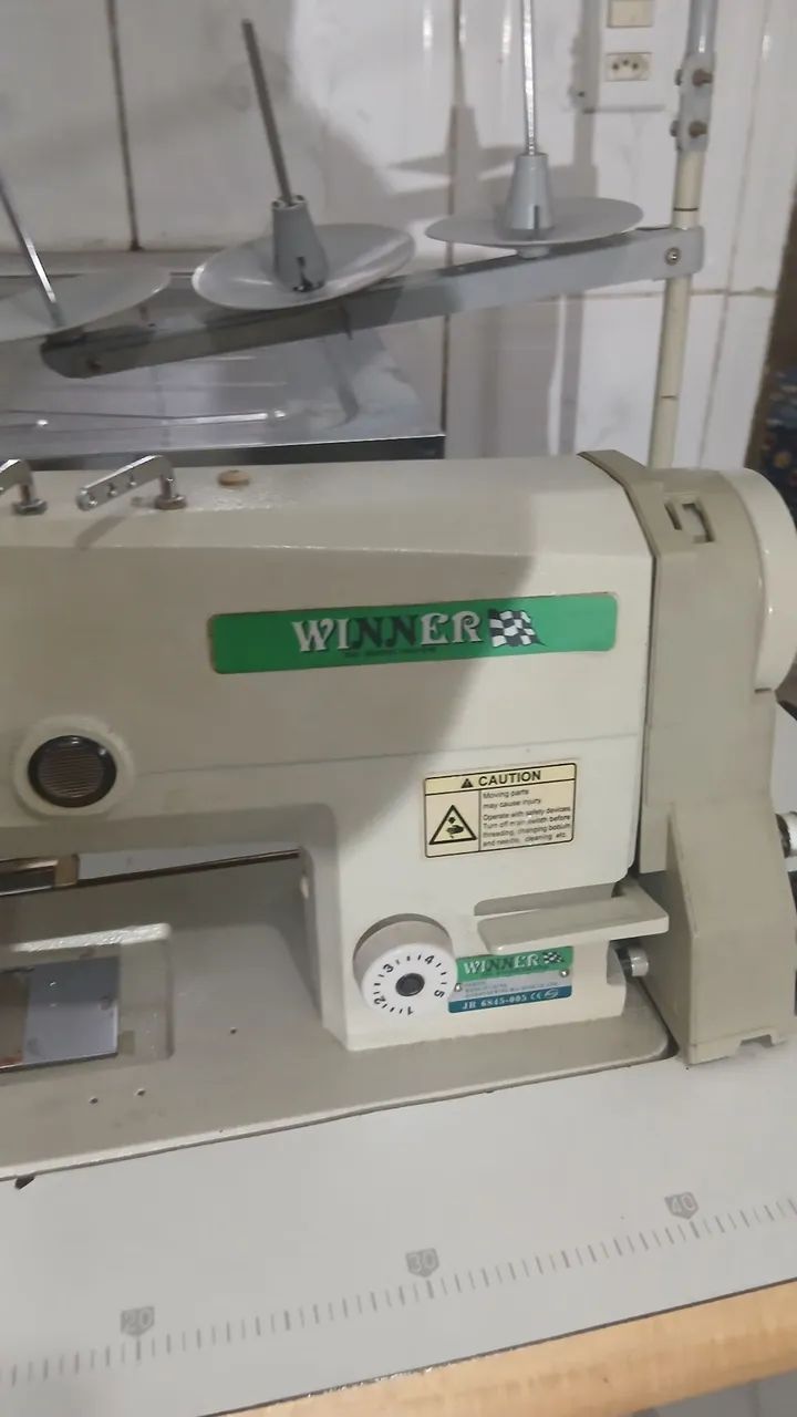 Venda de Máquina de costura - Foto 2