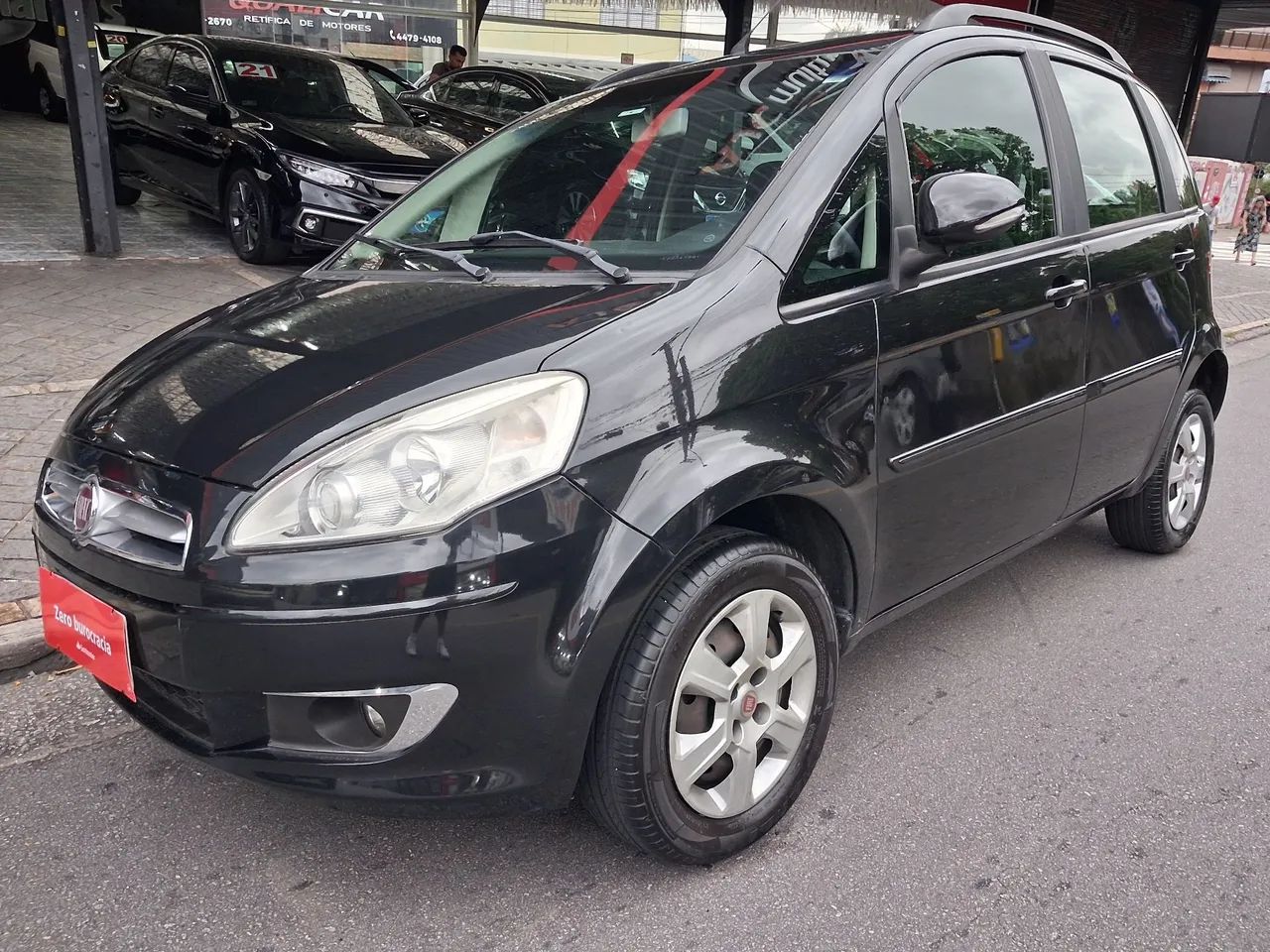Fiat Idea Attractive 1.4 Fire Flex 8V 5P 2014 - Foto 3