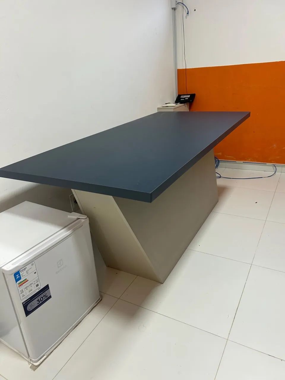 VENDO MESA SALA/ESCRITÓRIO