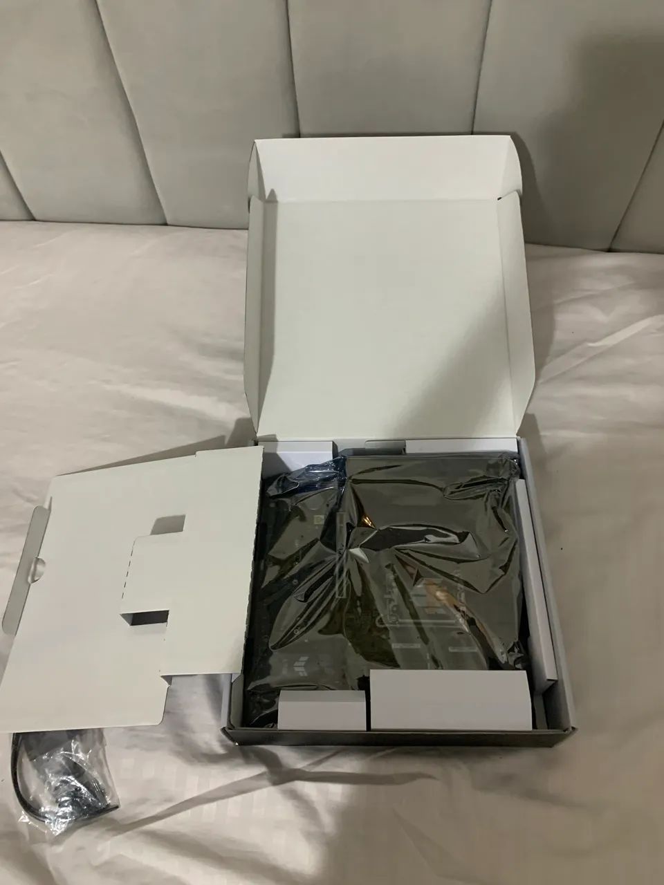 Placa mãe Asus DDR5 B760M-PLUS2