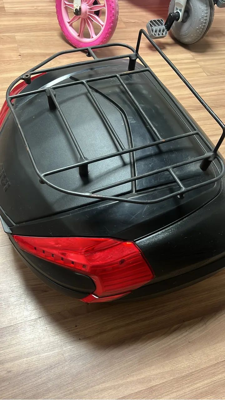 Bau  traseiro givi 56 Litros - Foto 4