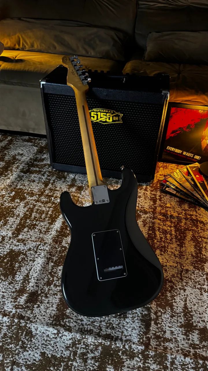 Fender Standard Limited Edition HSS - Foto 4