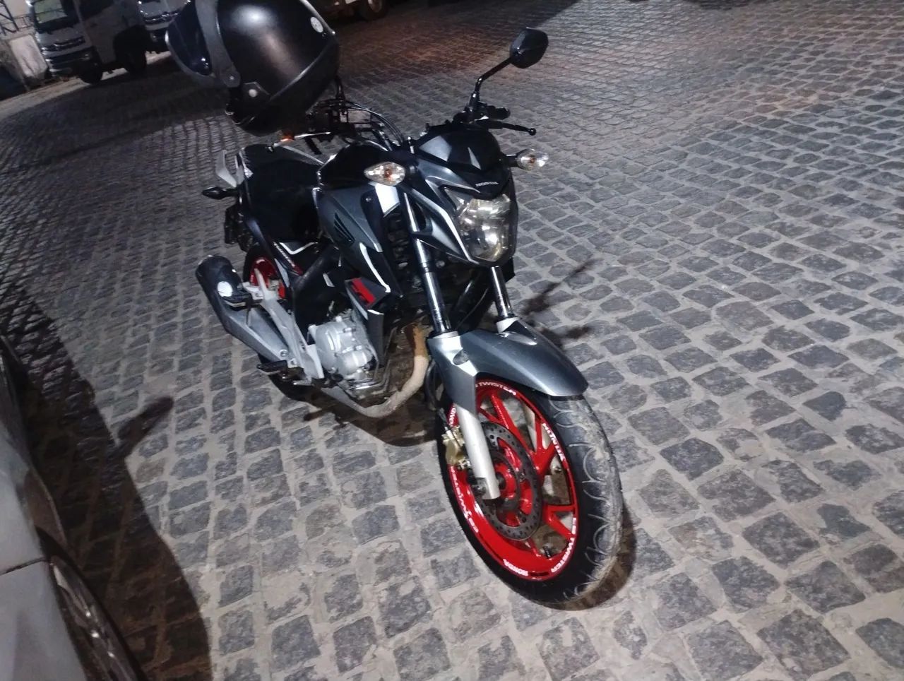 CBX Twister topada - Foto 2