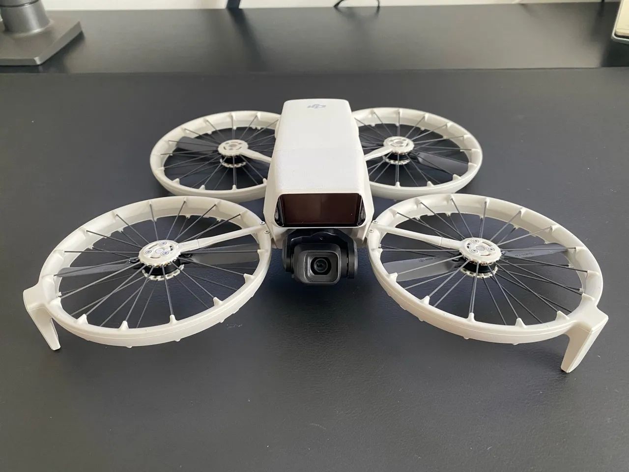 Drone DJI Flip - Fly More Combo c/ Controlo DJI RC 2 (Tela) - Foto 5