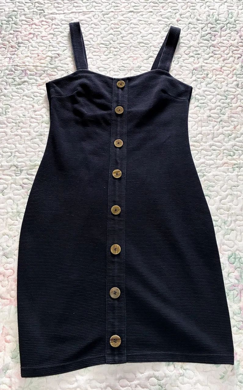 Vestido com detalhe de botões - Foto 3