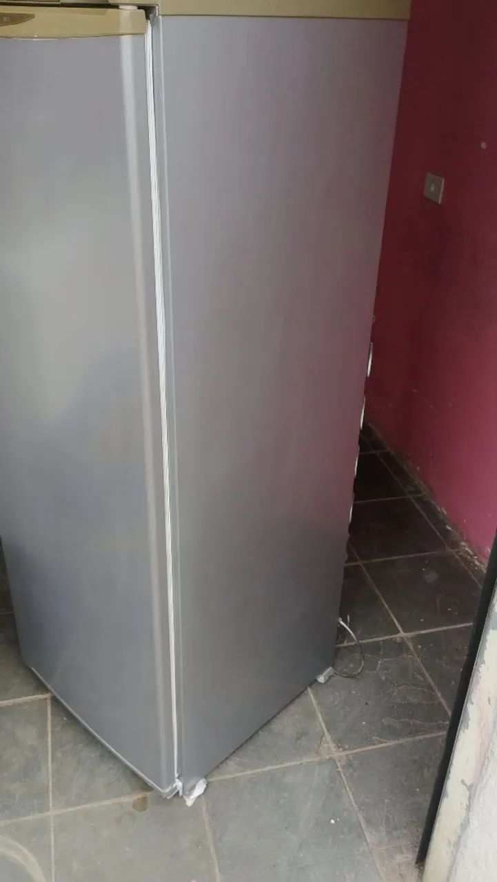 Freezer vertical Eletrolux  - Foto 3