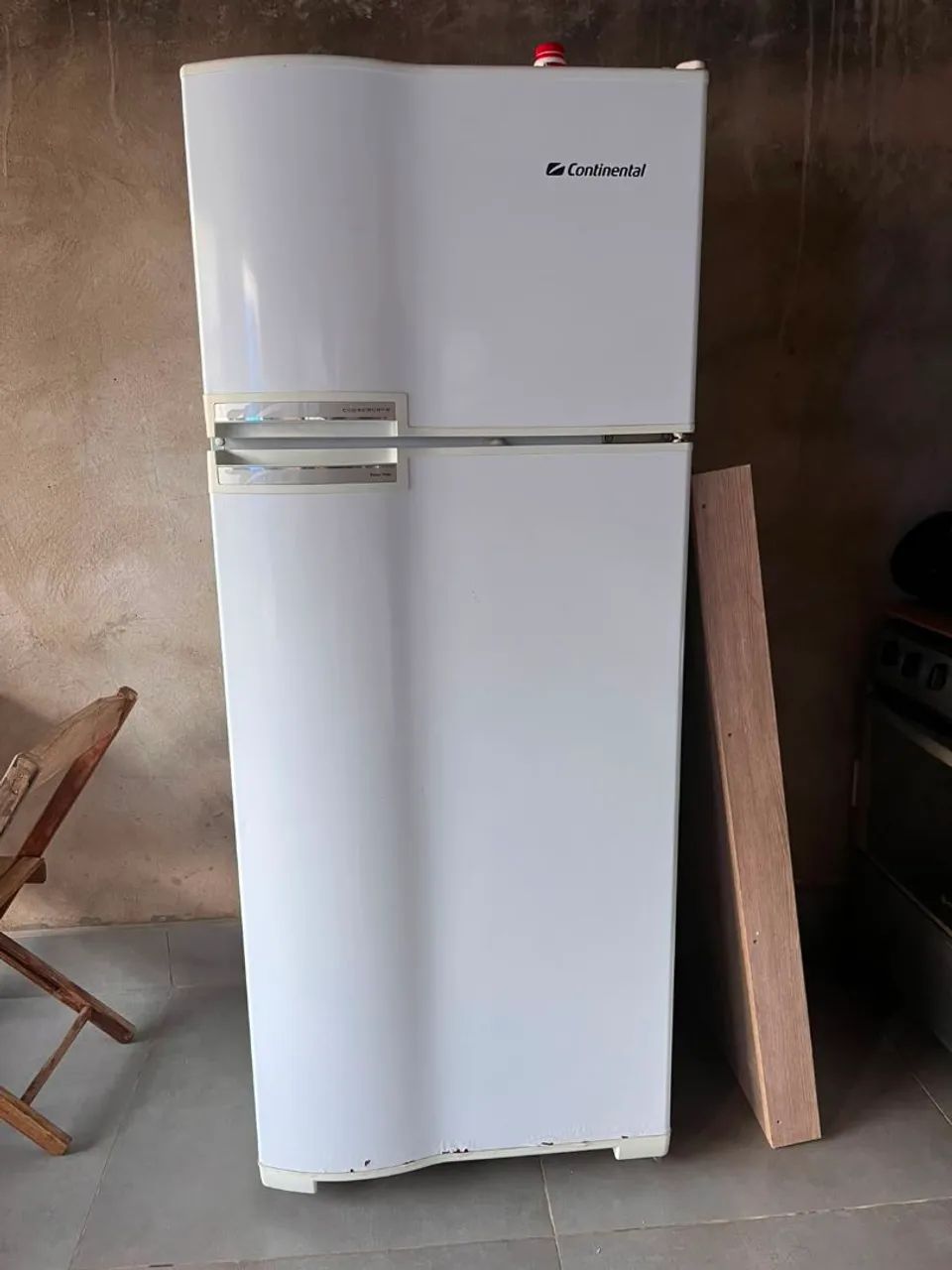 Vendo geladeira muito conservada  - Foto 4