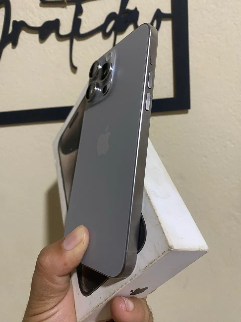 iPhone 15 pro Max 256gb natural  - Foto 4