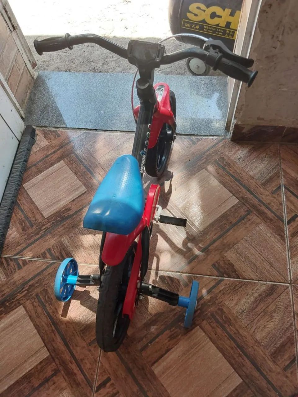 Bicicleta aro 12 de menino  - Foto 2