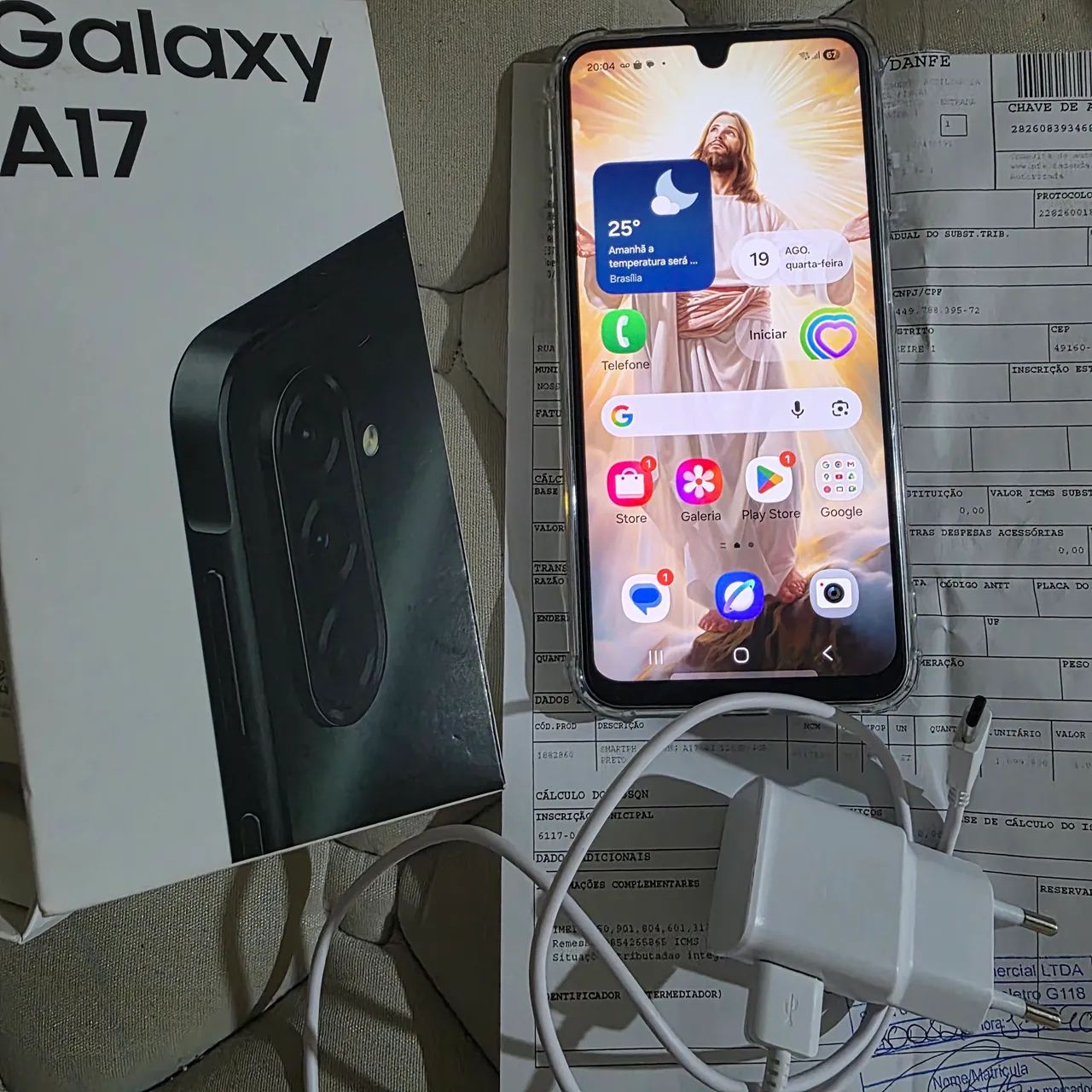 Vendo celular novo.