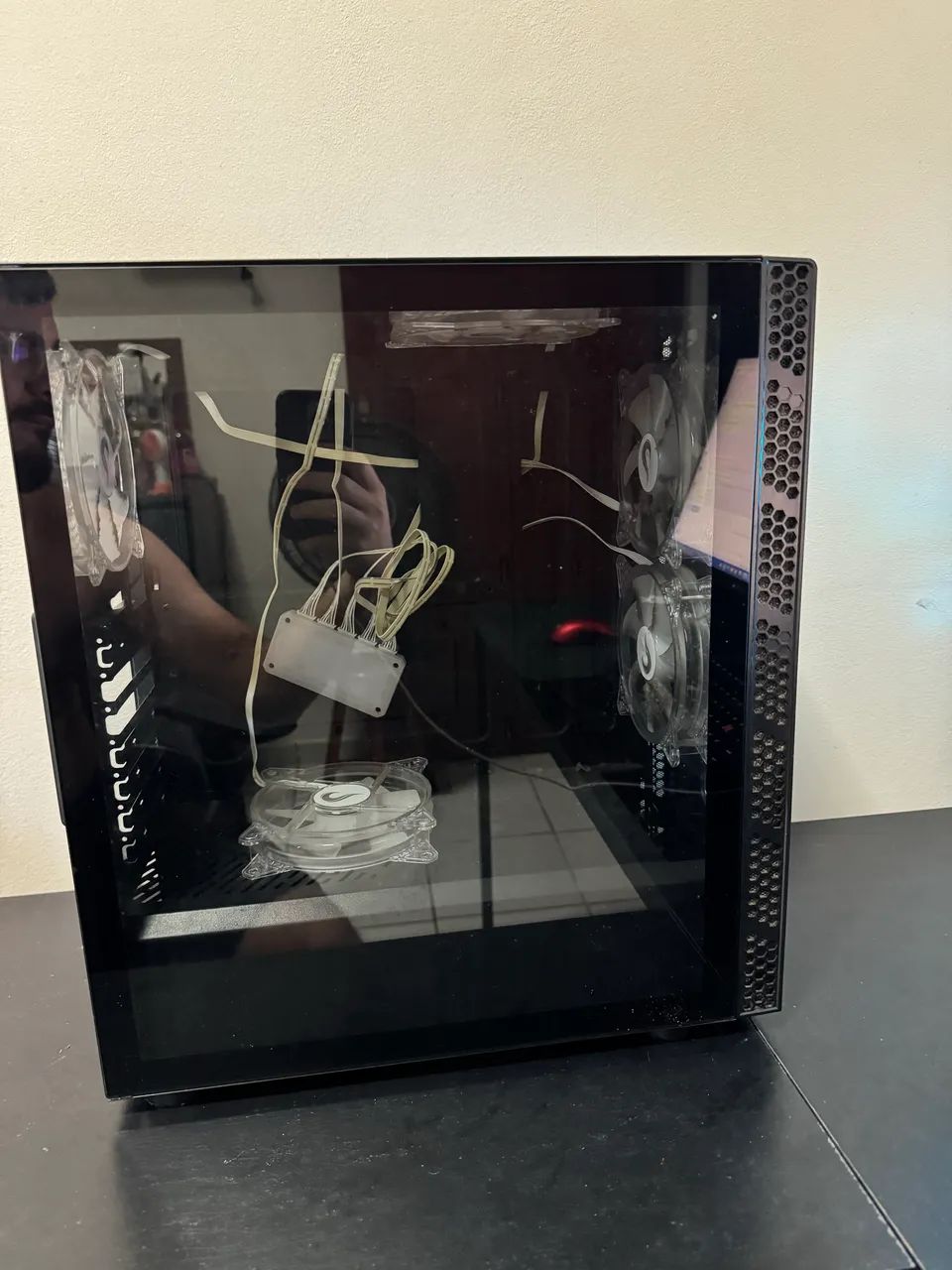 Gabinete Cooler Master c 5 Fans RGB - Foto 5