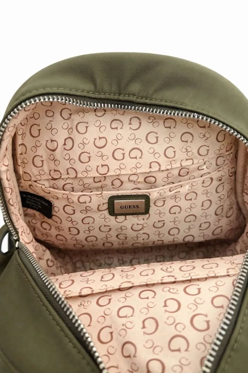 Mini Mochila Lorine Guess Impecável!  - Foto 3