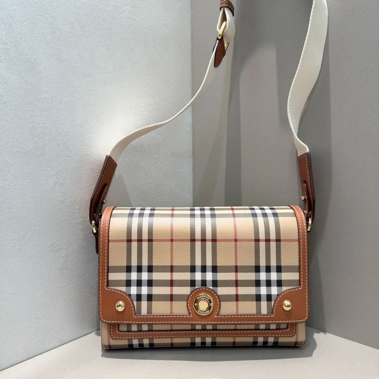 Bolsa Feminina Vintage Check - Modelo Note - Nova