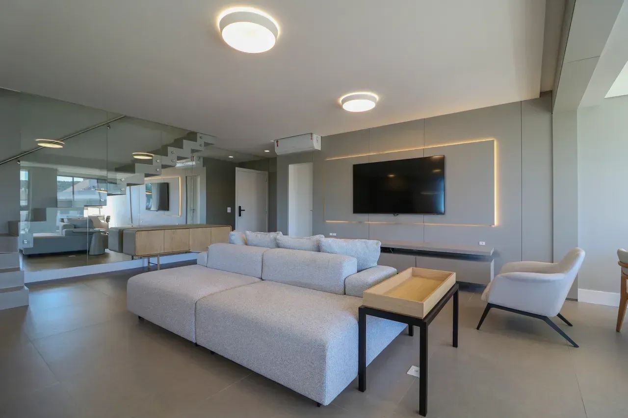 Apartamento para venda tem 165 metros quadrados com 3 quartos