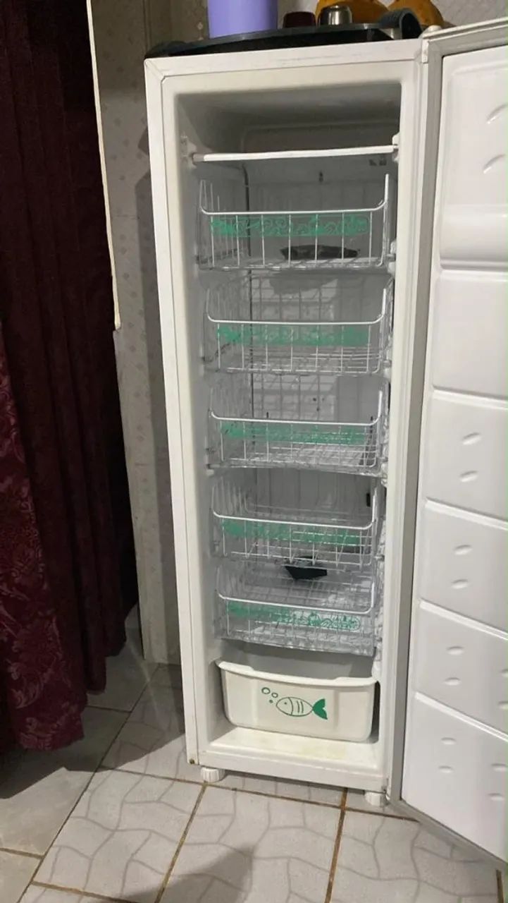 Freezer esticada  - Foto 2
