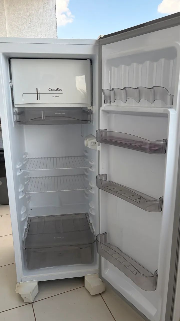 Geladeira  293L