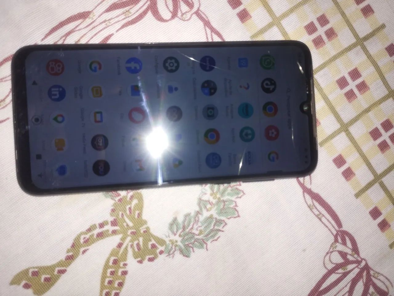 Vendo moto g8 plus 64 gb - Foto 2