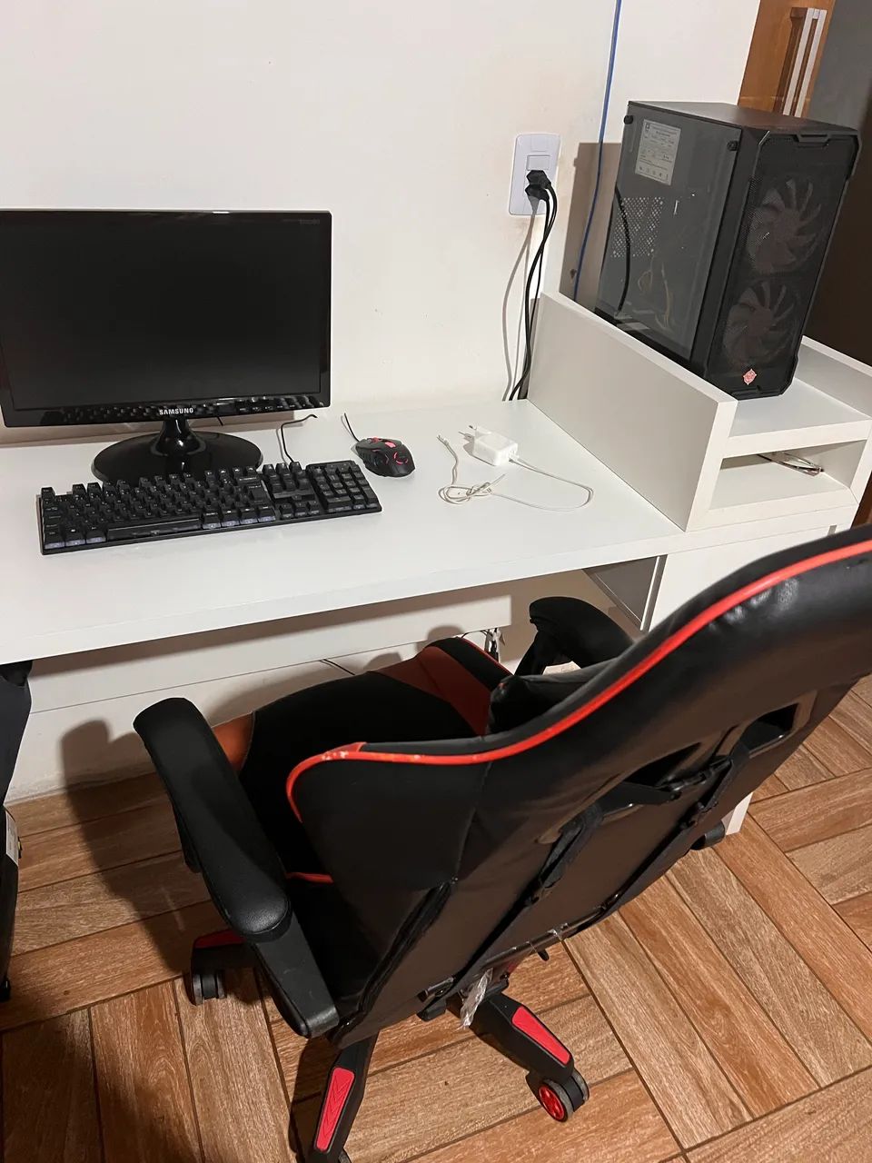 Computador game é cadeira