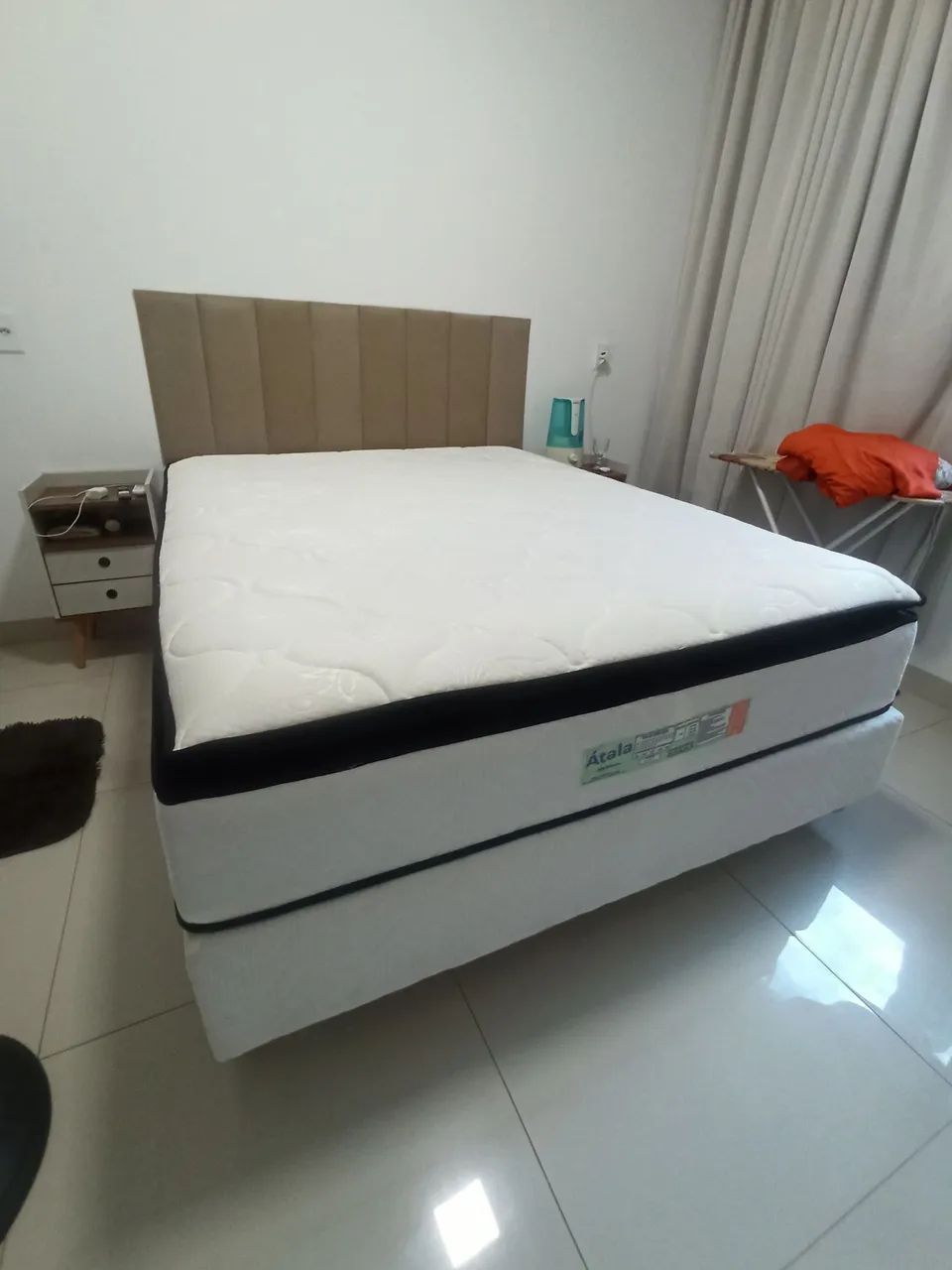 Cama Box Queen