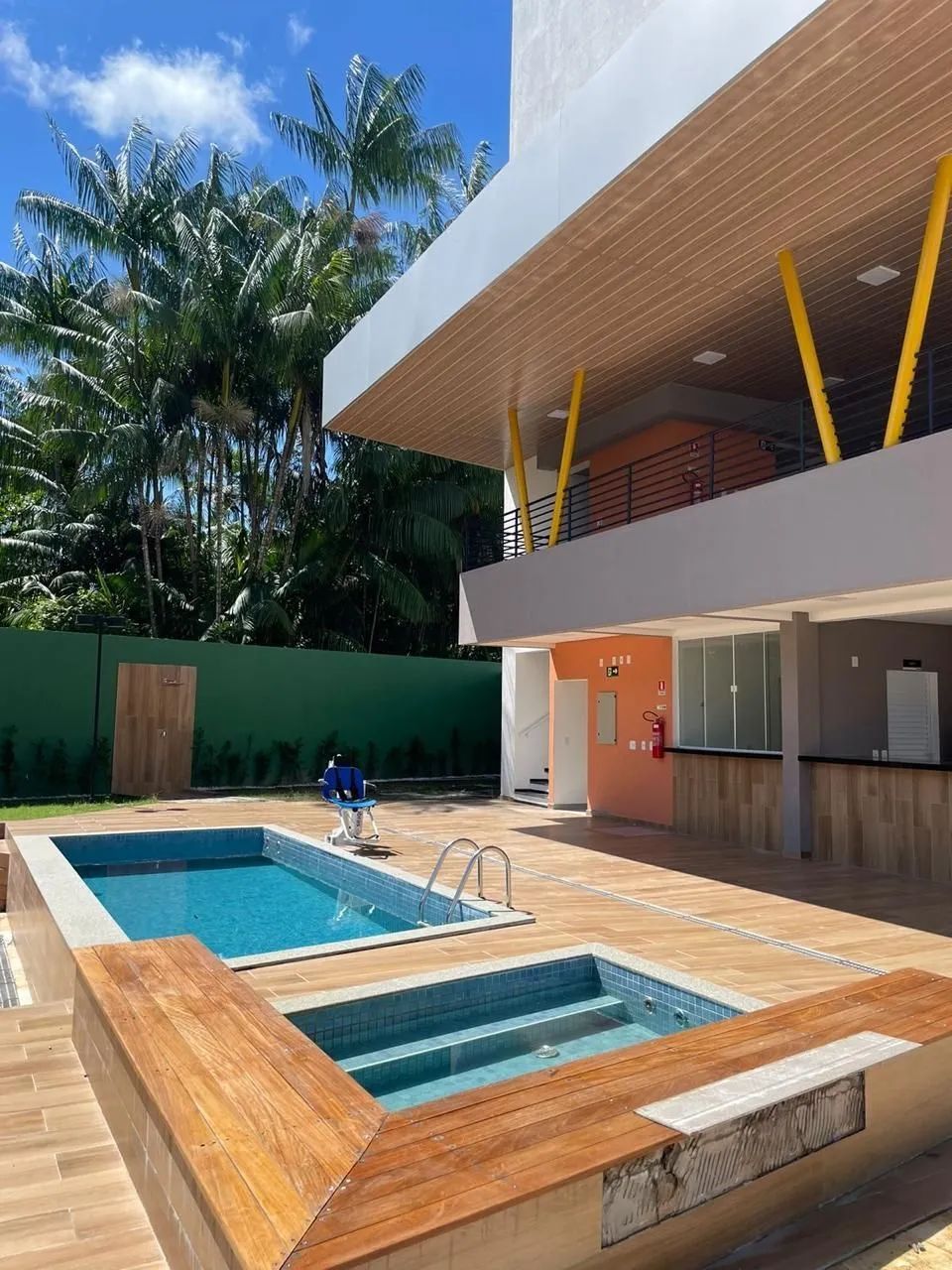 VENDO CONDOMÍNIO FERRARA