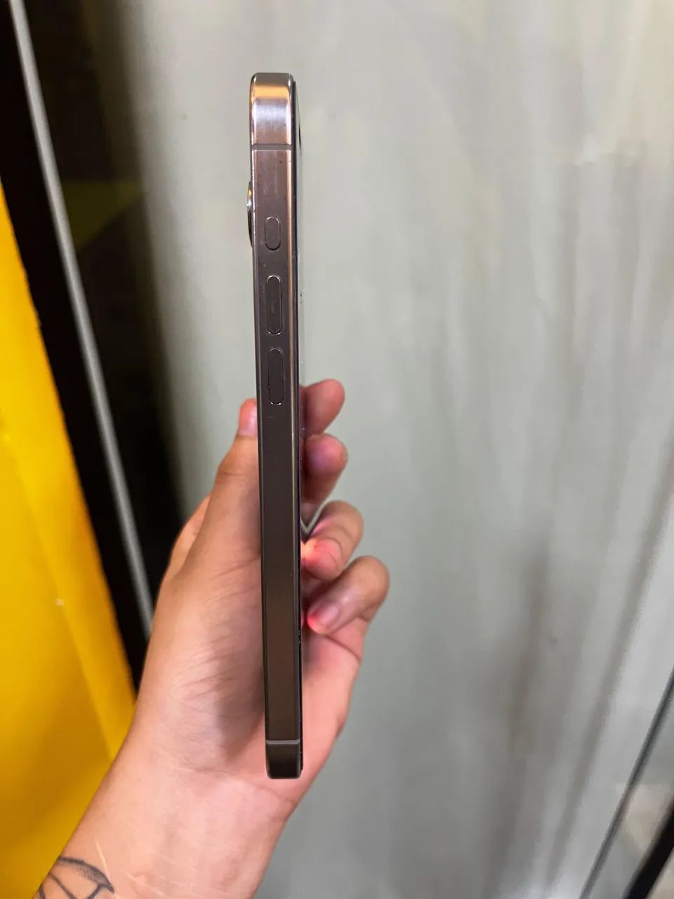iPhone 15 pro Max  - Foto 2
