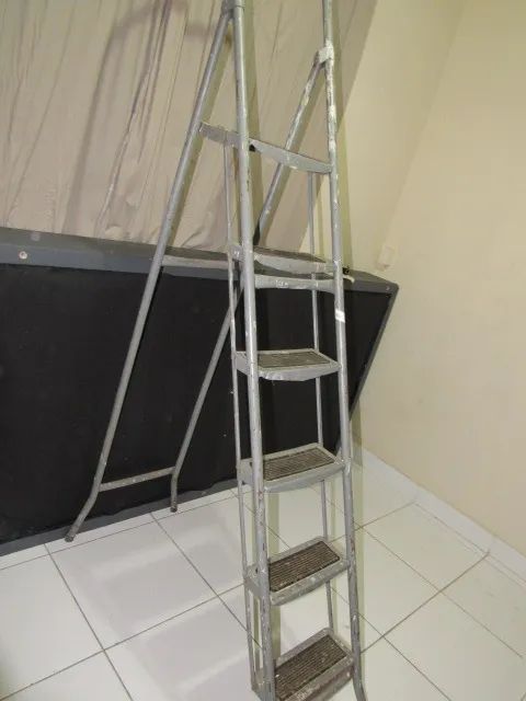 Escada de Ferro com 6 degraus - Foto 3