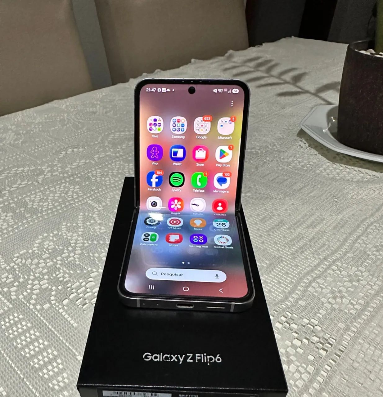 Z Flip 6 256 / 2400 - Foto 3