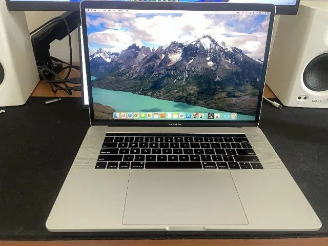 MacBook Pro 15 2018 TouchBar i7 16Gb RAM SSD 256Gb - Notebooks