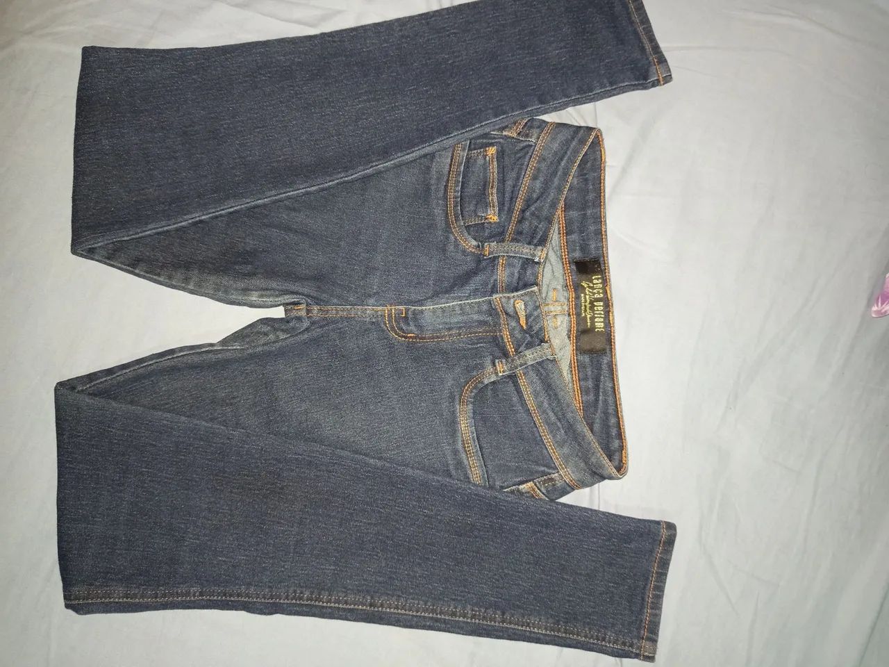 Calça jeans lança perfume  - Foto 2